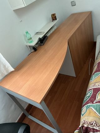 Cabecero (cama 90cm) con mesa escritorio y cajones