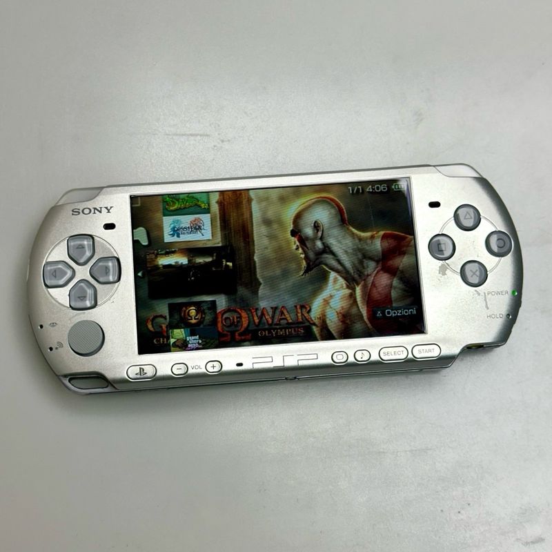 Sony PSP 3004 Silver – 32GB – Personalizada afbeelding 2