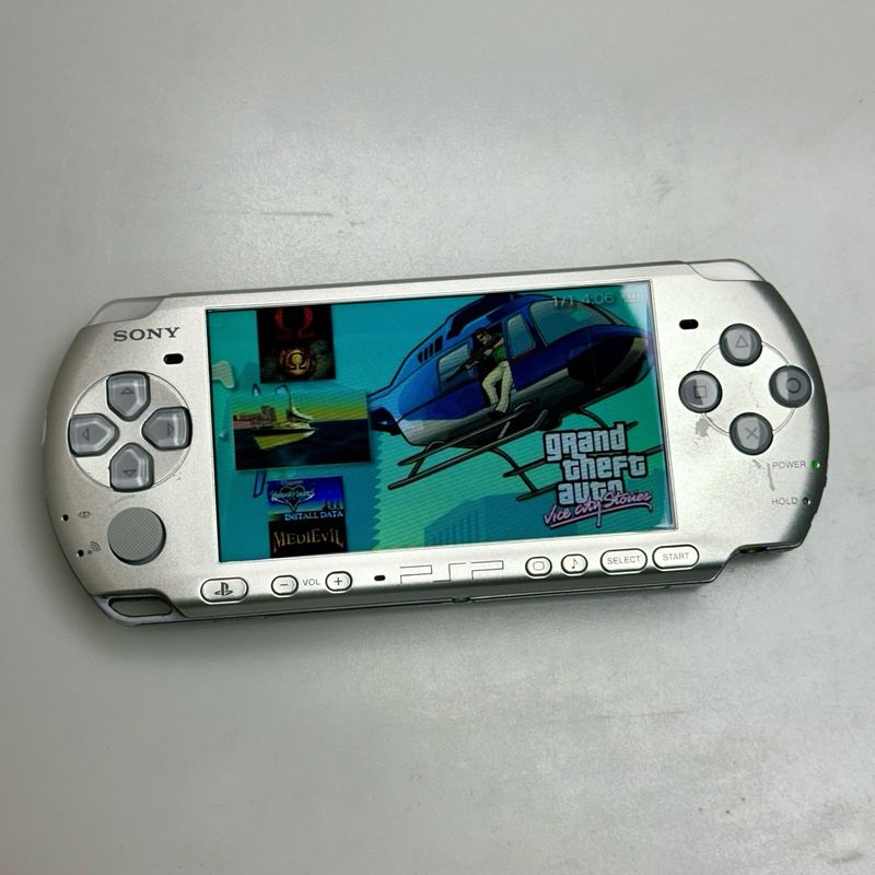 Sony PSP 3004 Silver – 32GB – Personalizada afbeelding 5