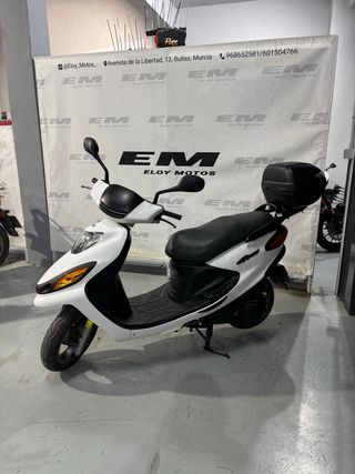 Yamaha Cygnus 125 Blanca