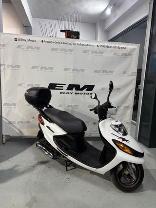 Yamaha Cygnus 125 Blanca