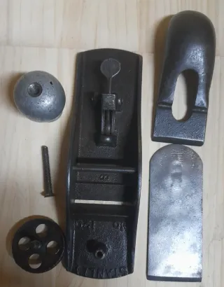 Cepillo de carpintero Stanley 120