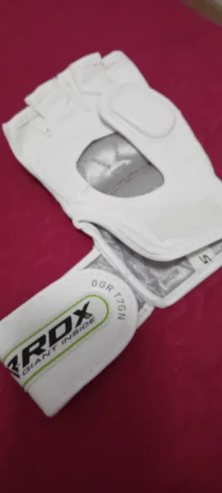 Guantes MMA RDX Entrenamiento Blanco y Verde.