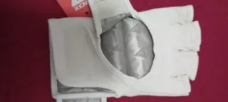 Guantes MMA RDX Entrenamiento Blanco y Verde.