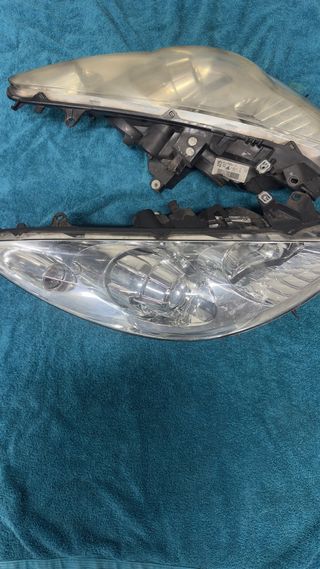Focos Xenon Peugeot 307 2007