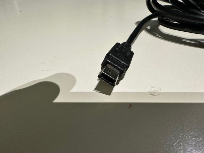 Cable USB-A a Mini USB de 1,5m afbeelding 2
