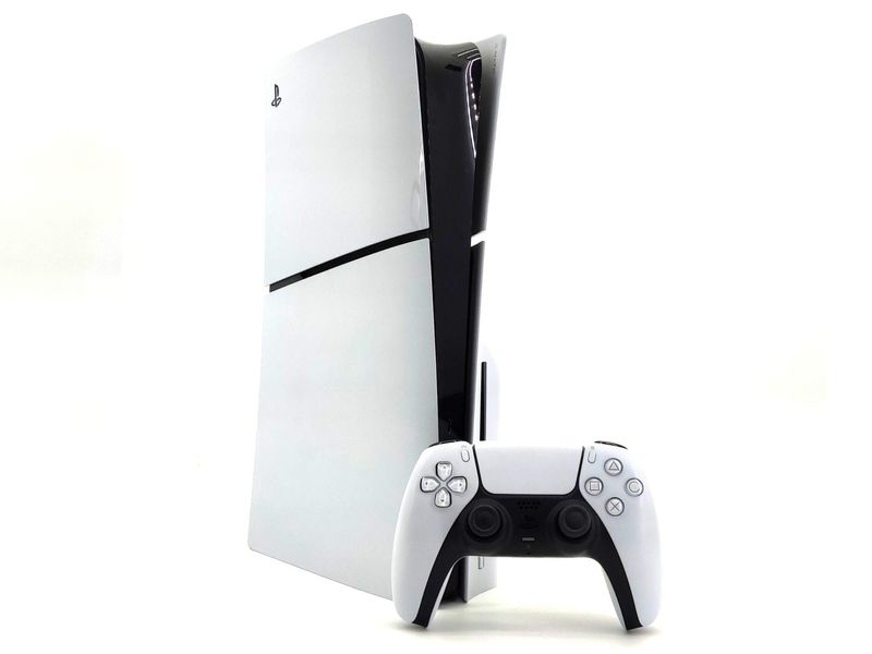 E1803667-0 Consola Sony PS5 Slim Blanca