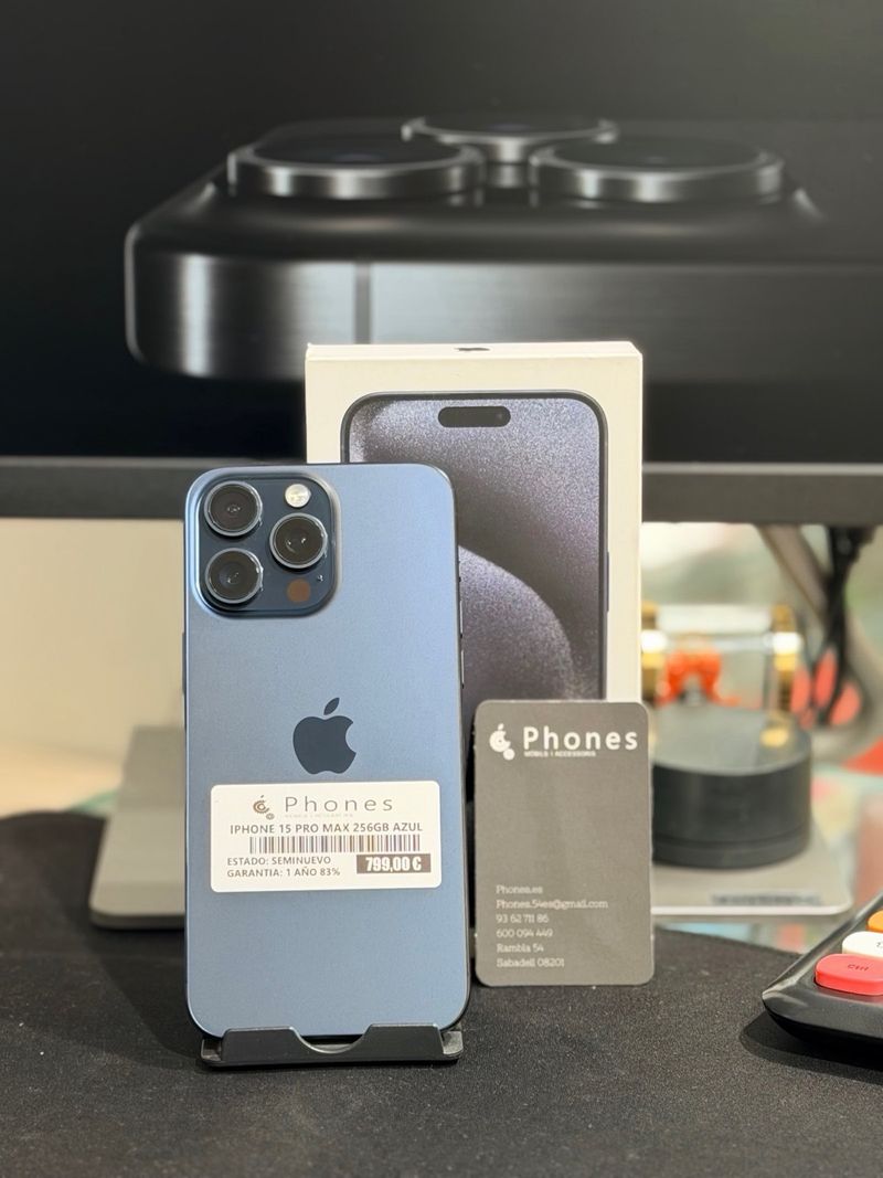 iPhone 15 Pro Max 256Gb Azul Seminuevo afbeelding 2