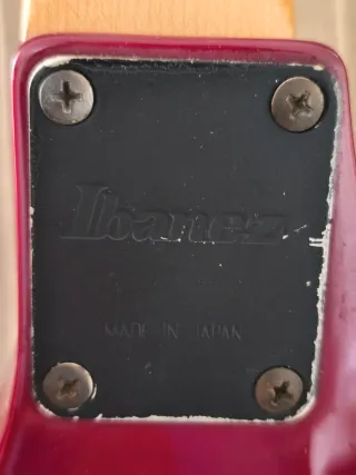 Ibanez RG570 1991 Roja