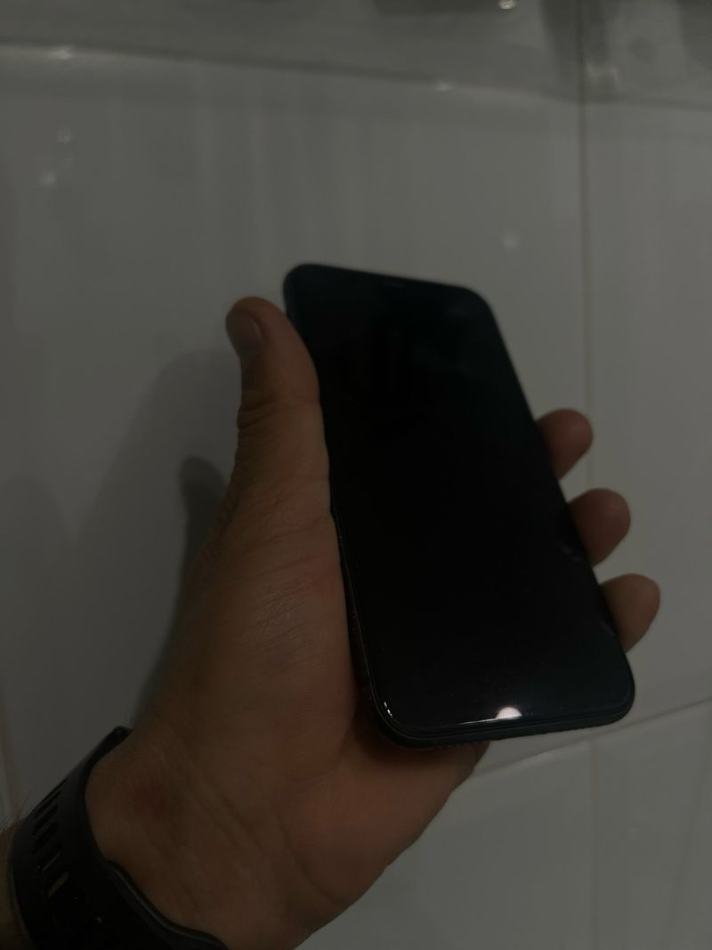 iPhone 11 Negro 128GB afbeelding 2