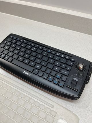 Tastiere Trust Grigio con Trackball