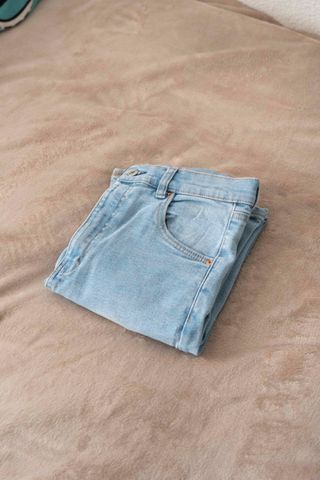 Pantalones vaqueros Pull&Bear azul talla 38