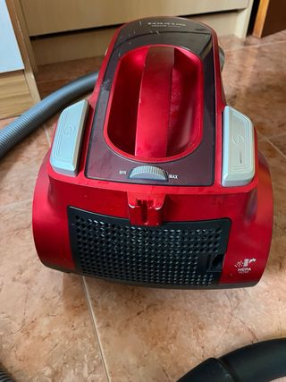 Aspirador Taurus Rojo