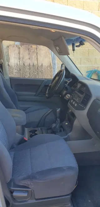 Mitsubishi Montero 2005