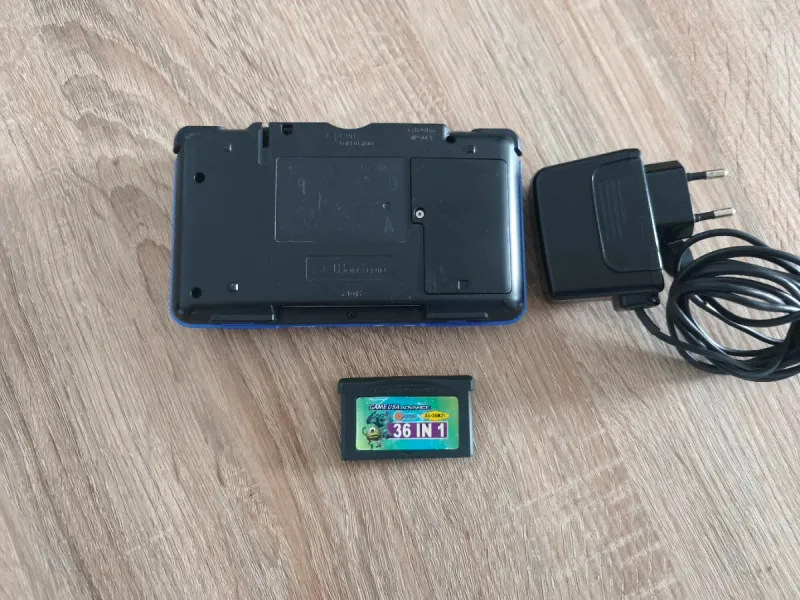 Nintendo DS Fat Azul + Cargador + Juego afbeelding 3
