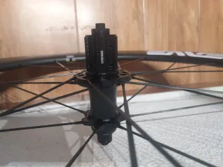 Llantas de Carretera Carbono Replica ENVE