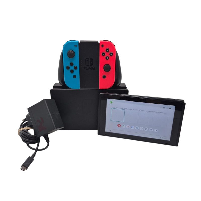 CONSOLA NINTENDO SWICHT HAC-001 + CARGADOR + ACC