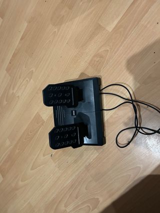 Volante PS4 y PC + Pedales Playstation