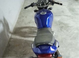 Suzuki GS 500 Naked Azul