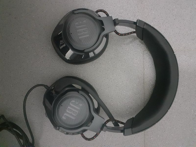 Auriculares JBL Gaming con micrófono afbeelding 2