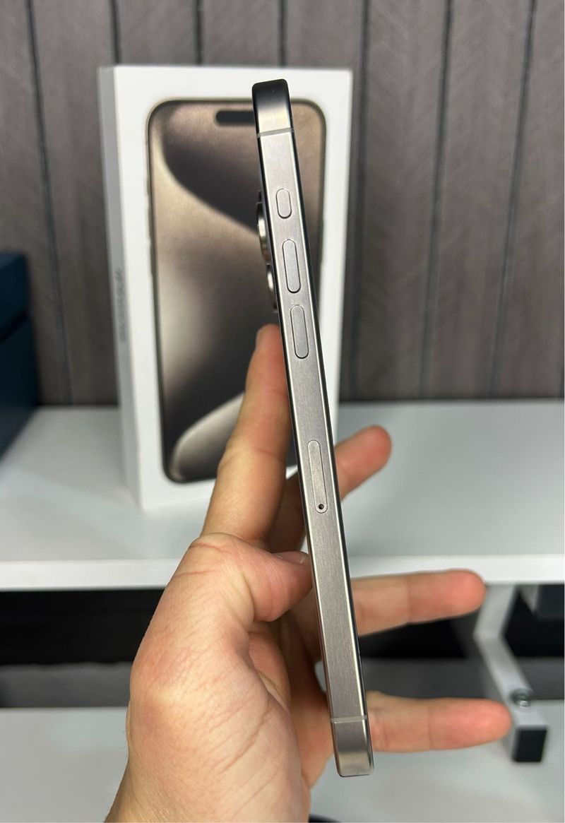 iPhone 15 Pro Max 256GB como nuevo afbeelding 4