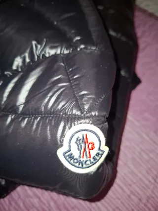 Chaqueta Moncler Negra Plumas
