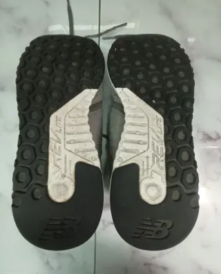 Deportivas New Balance Grises