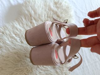 Sandalias Sissei Beige/Rosa Talla 37