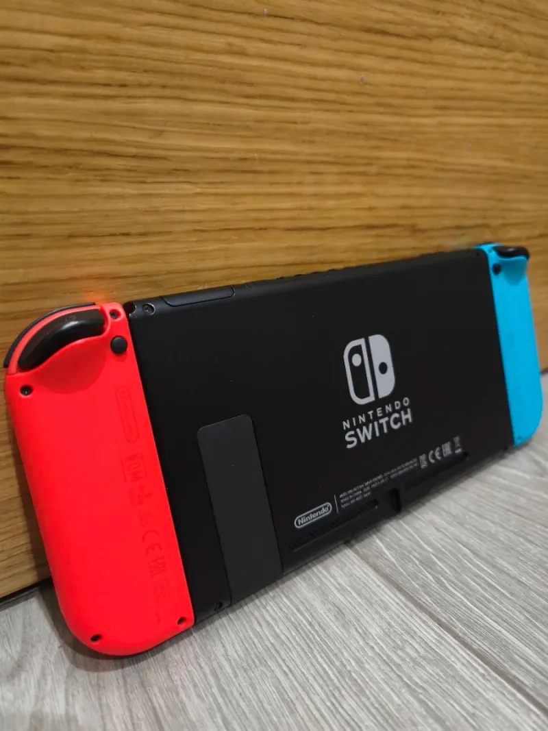 Consola Nintendo Switch Azul y Rojo afbeelding 7