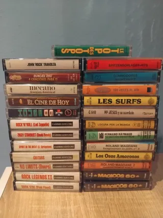 Lote 25 Cintas Cassette Variadas