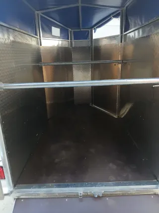 Remolque NUEVO para 2 caballos