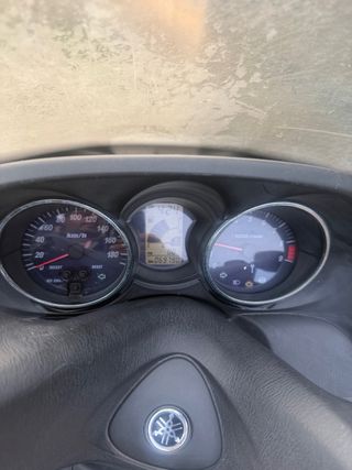 Yamaha Majesty 400 Plata