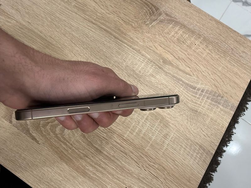 iPhone 16 Pro IMPECABLE afbeelding 6