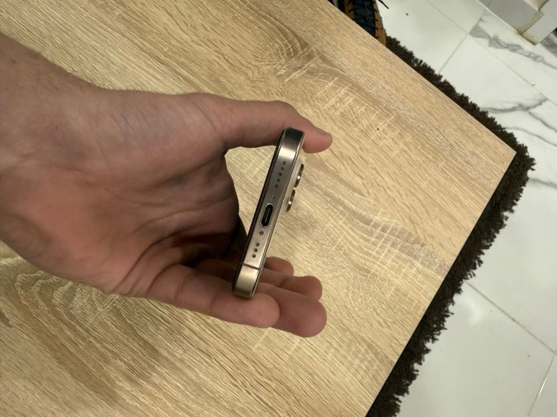 iPhone 16 Pro IMPECABLE afbeelding 4