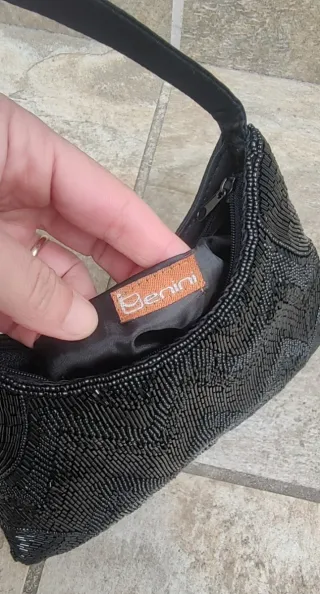 ELEGANTE BOLSO DE FIESTA CON  PEDRERIA (VINTAGE)