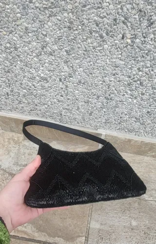 ELEGANTE BOLSO DE FIESTA CON  PEDRERIA (VINTAGE)