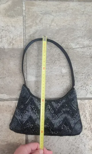 ELEGANTE BOLSO DE FIESTA CON  PEDRERIA (VINTAGE)