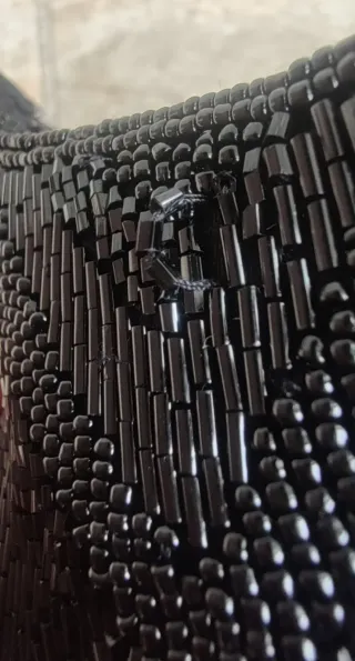 ELEGANTE BOLSO DE FIESTA CON  PEDRERIA (VINTAGE)