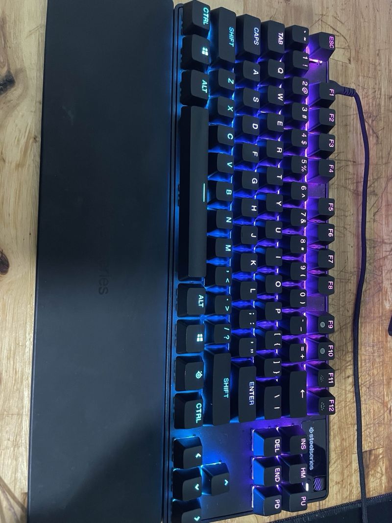 SteelSeries Apex Pro TKL 2023 Teclado