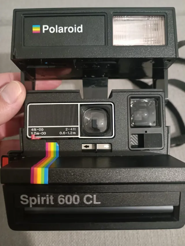 Cámara Polaroid Spirit 600 CL