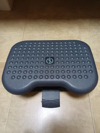 Escritorio con Estanterías