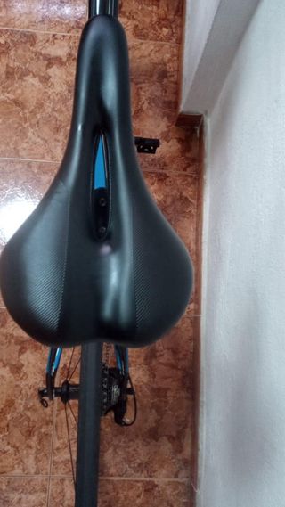 Bicicleta de carretera BH Quartz Negra/Azul