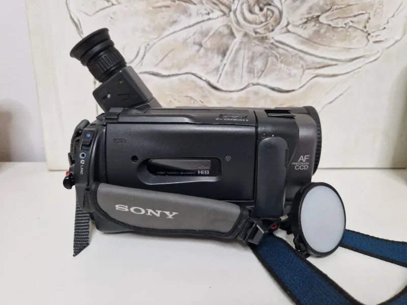 Videocámara Sony Handycam Hi8 CCD-TR2200E afbeelding 4