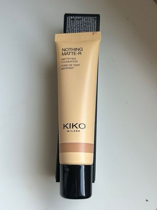 Base de maquillaje Kiko Milano Nothing Matte-R