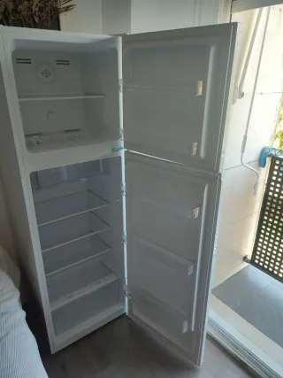 Frigorífico Saivod 2 puertas No Frost, 5 meses uso