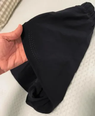 Pantalón corto deportivo Oysho negro talla S