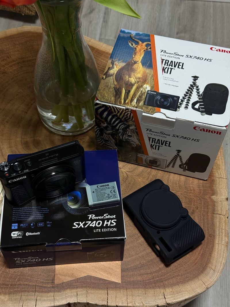 Canon PowerShot SX740 HS Negra