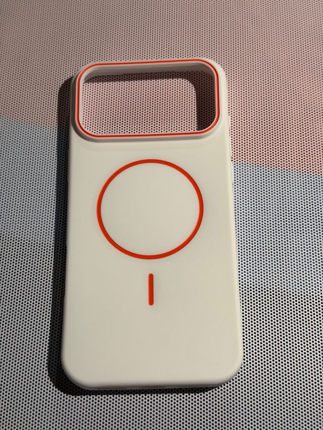 Funda iPhone 17 Pro Max Blanca con Magsafer