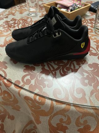Deportivas Puma Ferrari Negras Rojas