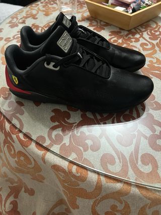 Deportivas Puma Ferrari Negras Rojas
